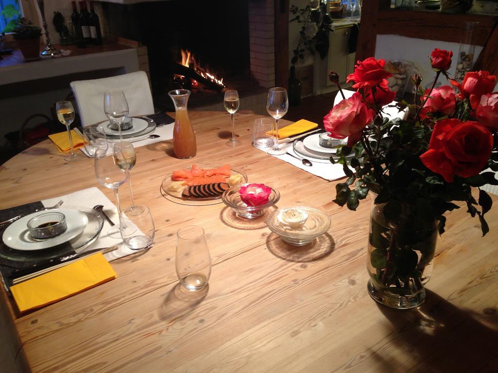 Guesthouse Les Mignardises Laufen-Uhwiesen Habitación foto